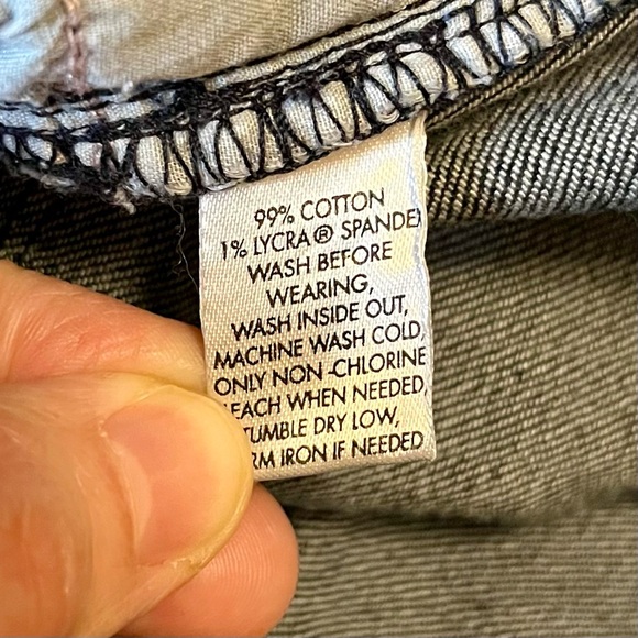 Ann Taylor Loft - Modern Skinny Jean - Women’s - Petite 4 - Picture 7 of 10